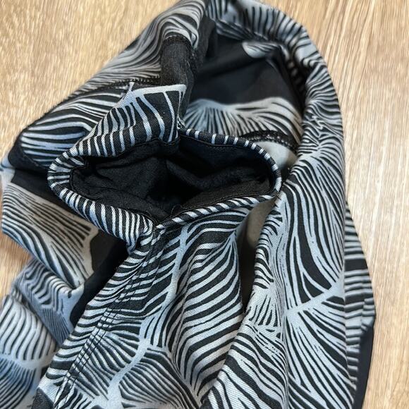 The North Face Motivation High Rise Crop Tights Size Large - Picture 4 of 6